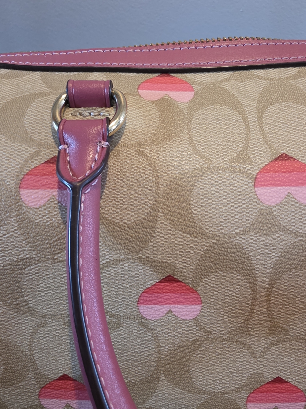 Coach HTF Rowan Pink Heart  Signature Satchel with GOLD Heart Charm - Picture 9 of 16
